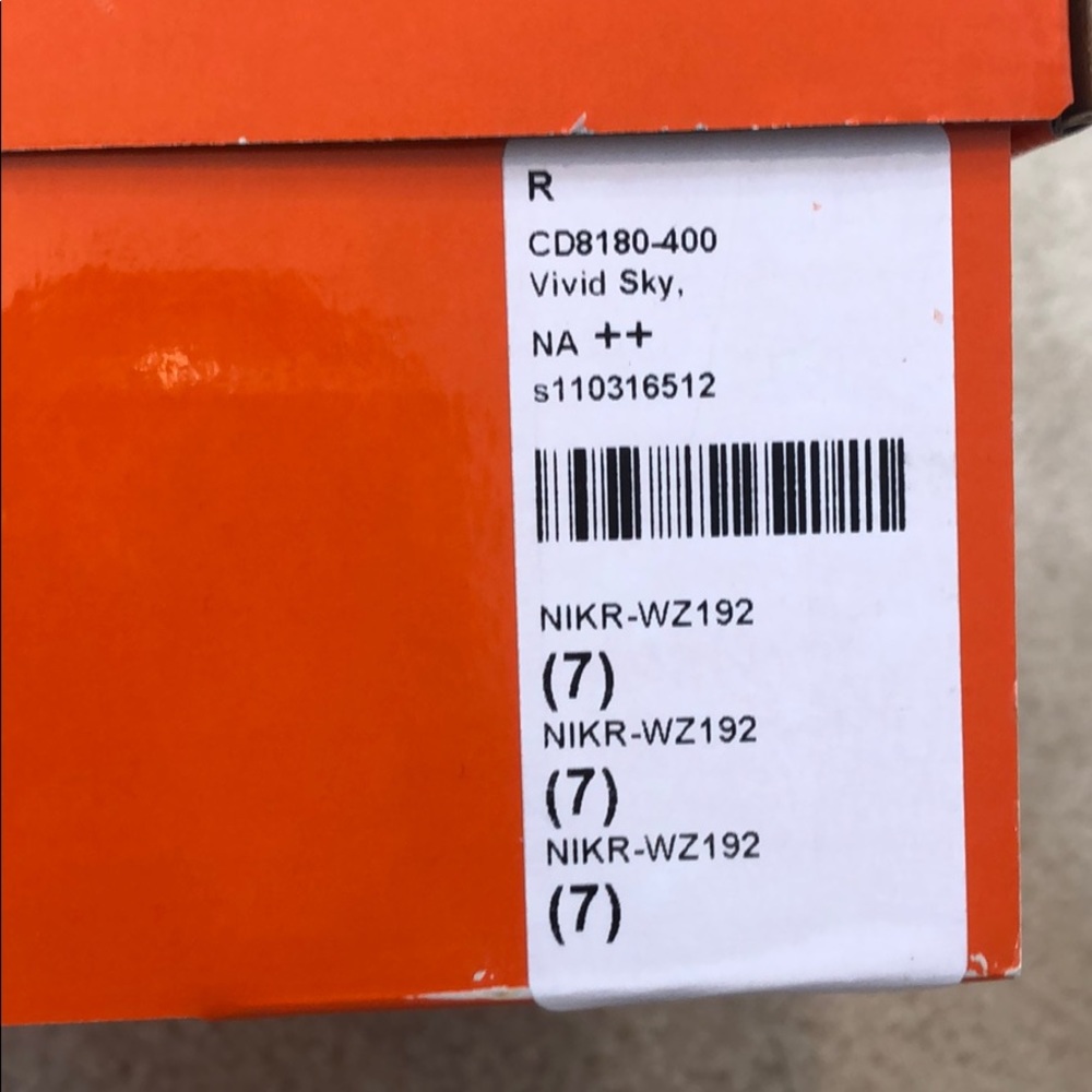 NWTs SOLD OUT Authentic Nike Off-White Sneakers - Picture 8 of 8
